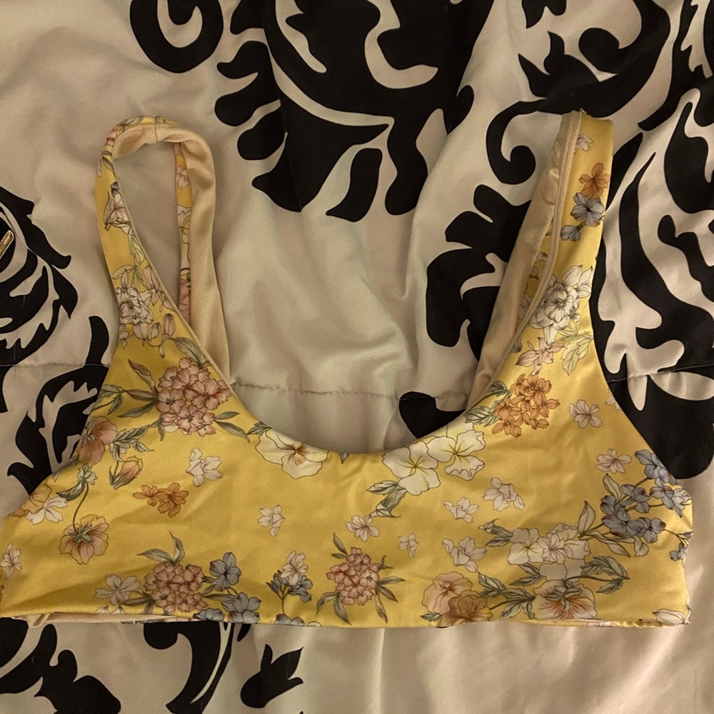 PacSun Floral Yellow Swimsuit Top (Medium)